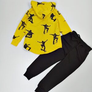 triju-daliu-komplektukas-berniukui-dzemperis-palaidine-ilgomis-rankovemis-kelnes-stilingas-nugara-drugeliukai.lt