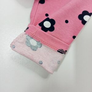 trikotazines-tampres-mergaitei-su-gelytemis-vidus-drugeliukia.lt