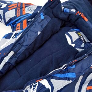 zieminis-rudeniui-kombinezonas-berniukui-pilka-oranzine-viduje-flanele-su-kapisonu-neperpuciamas-neperlijamas-vidus-drugeliukai.lt