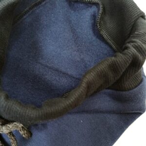 kelnes-su-pukeliu-melynos-spalvos-rubai-vaikams-trikotazines-laisvalaikio-kelnes-vidus-drugeliukai.lt