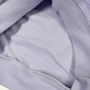 trikotazinis-komplektukas-mergaitei-su-pukeliu-viduje-pasiltintas-rubai-vaikams-meskutis-violetines-spalvos-dzemperis-kelnes-vidus-drugeliukai.lt