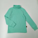 Mėtinės spalvos palaidinė aukštu kaklu